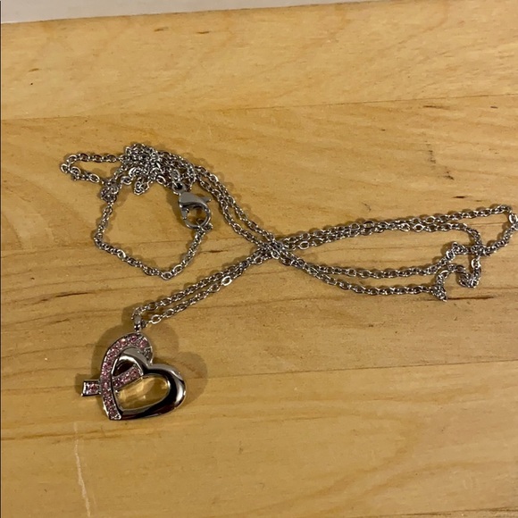 NWT Swarovski Crystals Heart Pendant Necklace - Picture 3 of 4